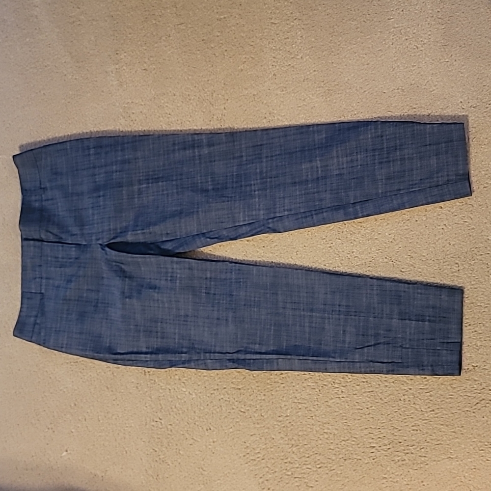 ☆ Van Heusen ☆ NWT Classic Fit Ankle Pants Size 6